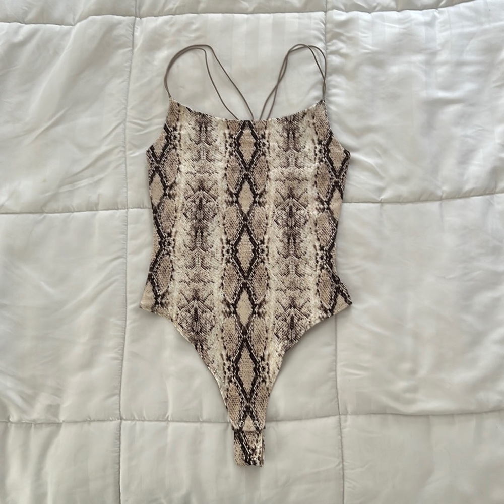 Animal print bodysuits – size P/S